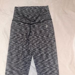 ABS2B Scrunch Leggings